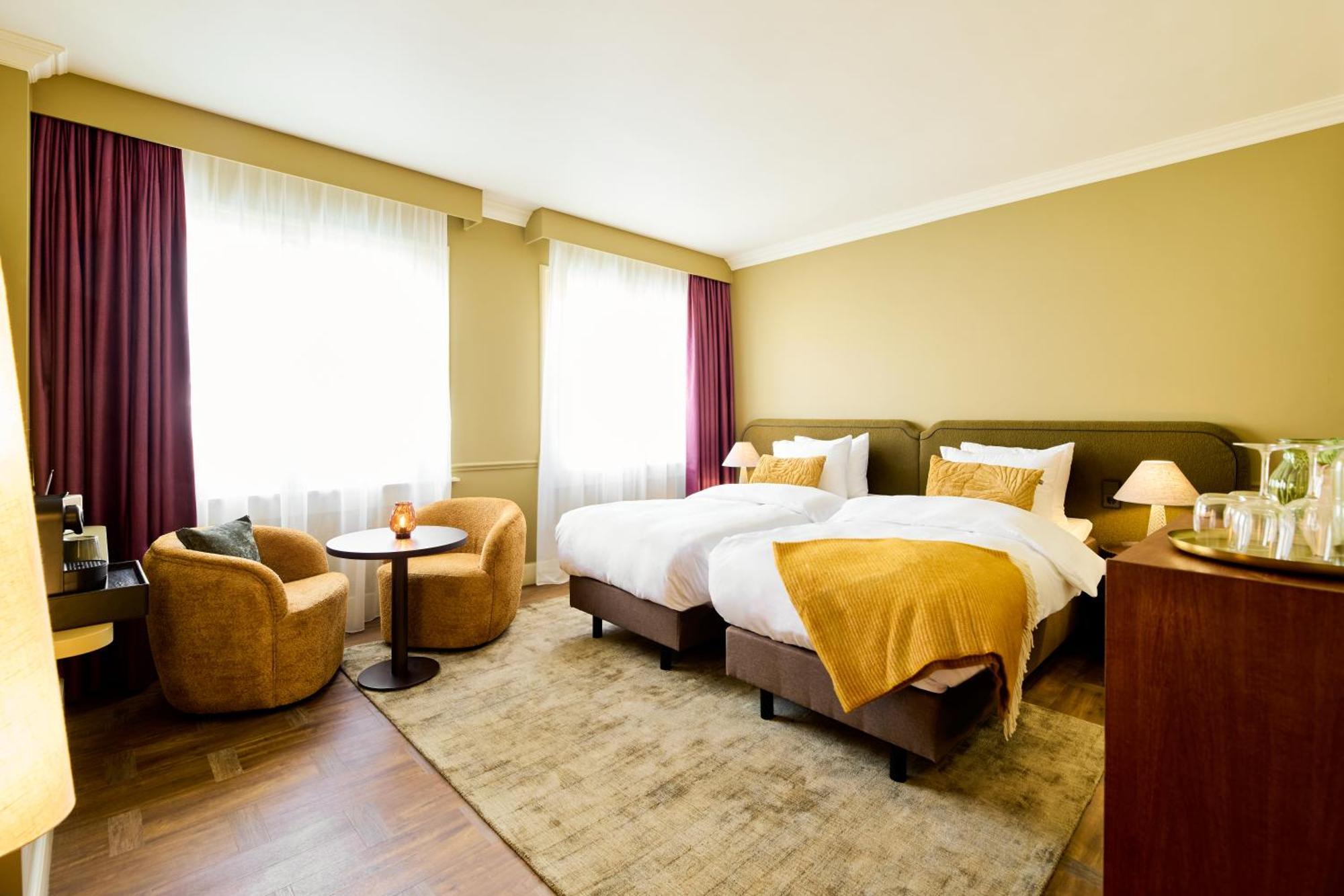 Paleis Hotel 4*